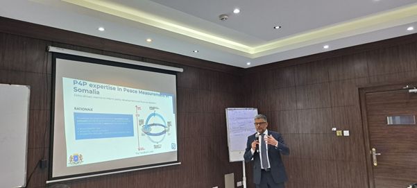 Roberto at TAB workshop full room